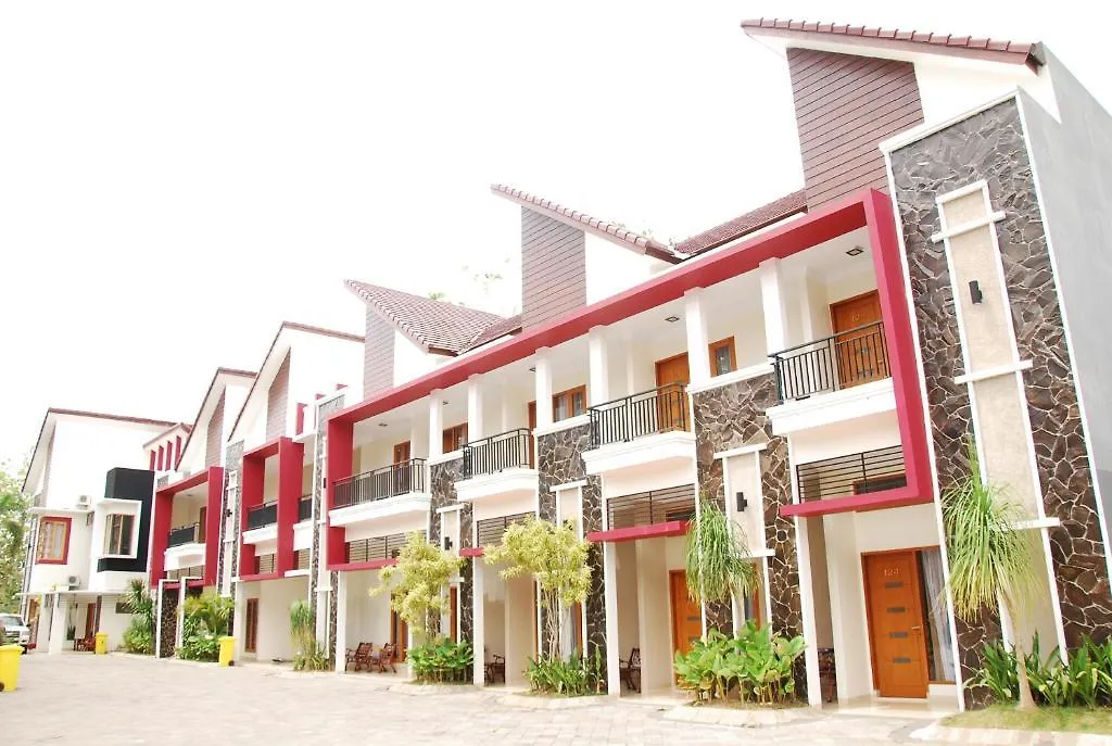 Utama Raya Villa & Hotel-1